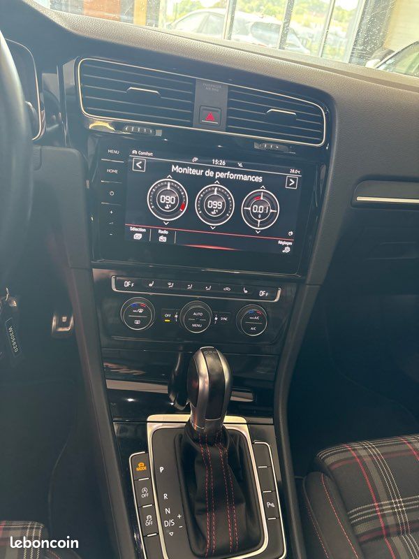 VOLKSWAGEN GOLF 7.5 GTI 230cv DSG6 PANO/DCC/CAM (image 6)
