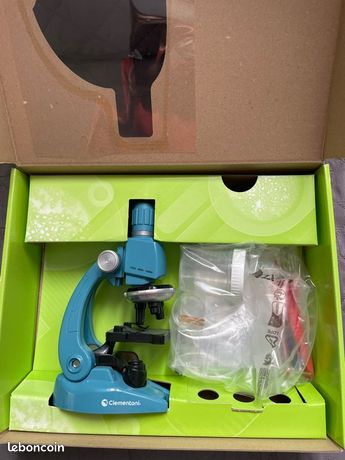 Clementoni Science & Jeu - Microscope Enfant Avec 50 Expériences, Grossissement 1200x, LED Réglable, Kit STEM Dès 8 Ans - Coffret Complet