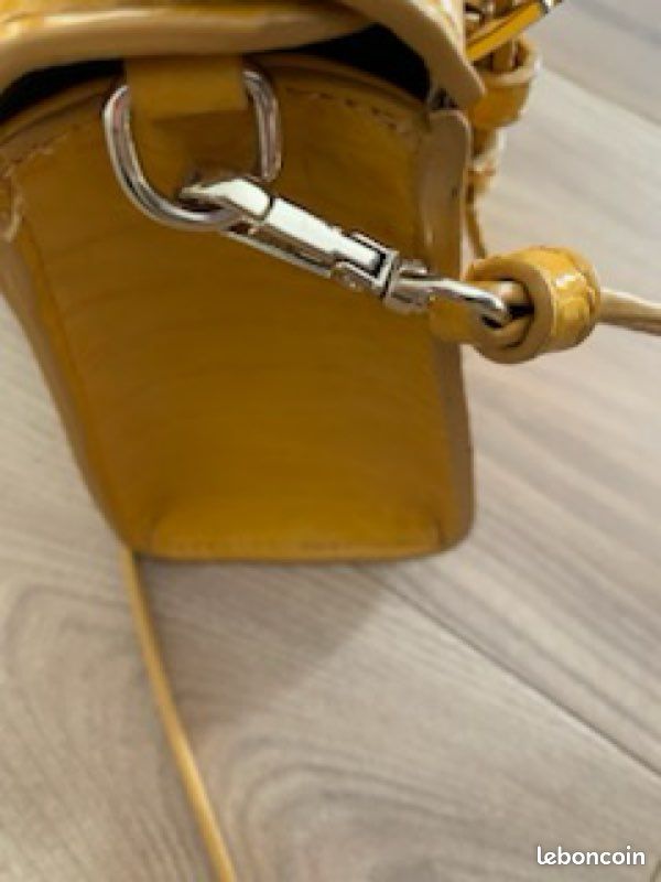 Sac Bandoulière Sac Jaune Moutarde Zara SAC BANDOULIÈRE POCHETTE