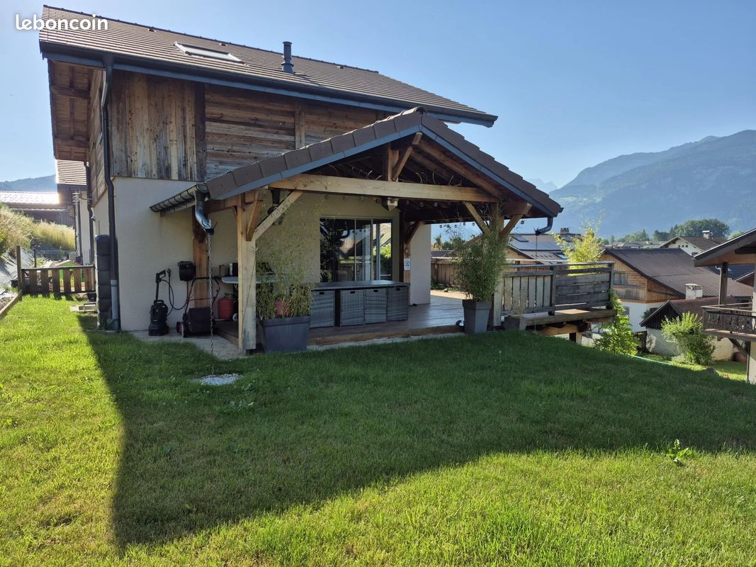 Maison 4 pièces 94 m² · à Thyez · 94 m² · 449 500 €