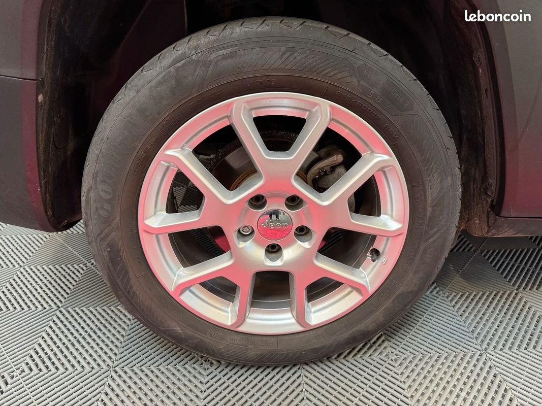JEEP RENEGADE 1.6 l MultiJet 120 ch BVM6 Limited (image 9)