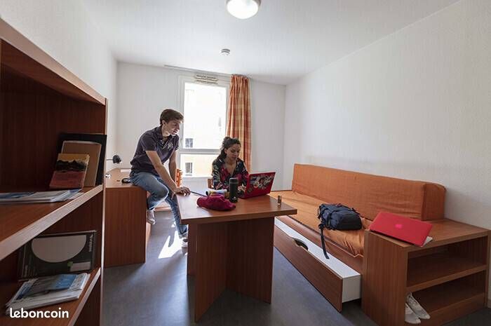 Appartement 1 pièce 18 m² · à Ivry-sur-Seine · 18 m² · 799 €/mois