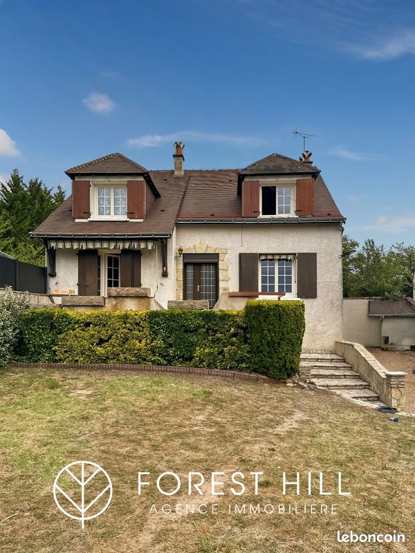 Maison 6 pièces 164 m² · à Saint-Martin-le-Beau · 164 m² · 275 600 €