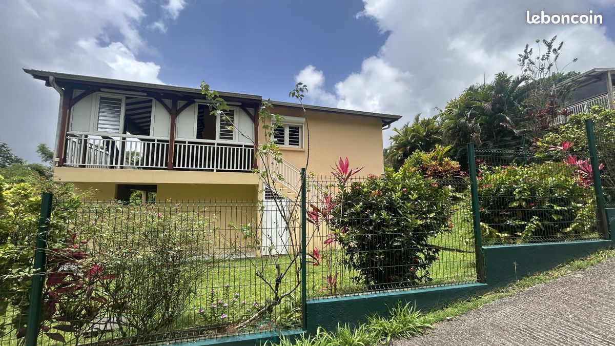 Maison 4 pièces 97 m² · au Robert · 97 m² · 398 000 €