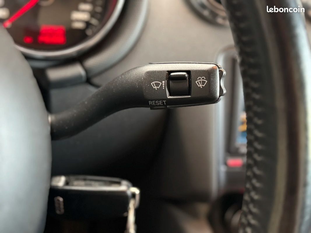AUDI TT 2.0 TFSI 200ch S-Tronic MK2 (image 27)