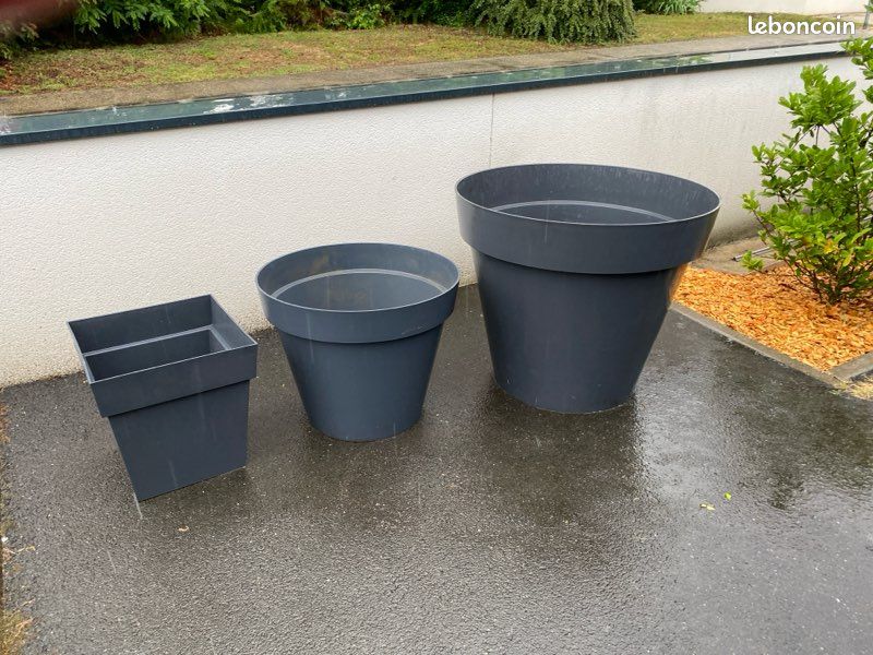Pot ou bac pour plantation (image 1)