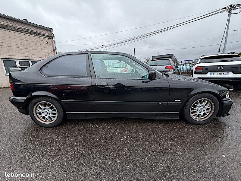 Bmw SERIE 3 (E36) 323 TI PACK M COMPACT (image 4)