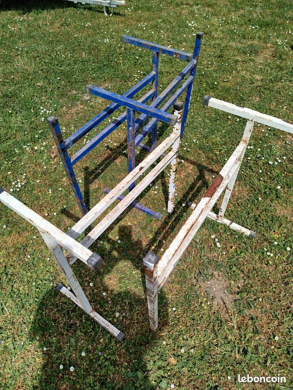Tréteaux metaliques fixes (image 1)
