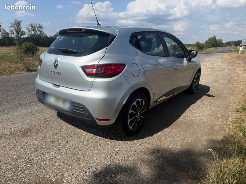 Renault clio IV (image 2)
