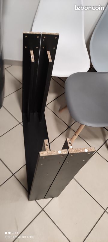 Table et chaises (image 2)