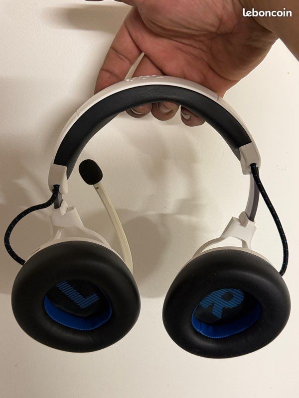 Casque Jbl quantum 910p (image 2)