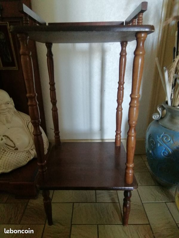 Meuble en bois (image 1)