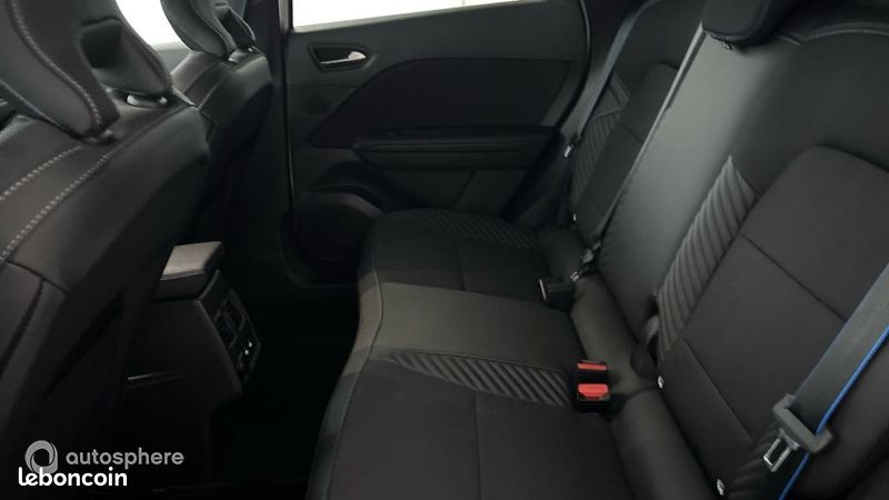 Renault Captur 1.6 E-Tech full hybrid 145ch esprit Alpine (image 13)