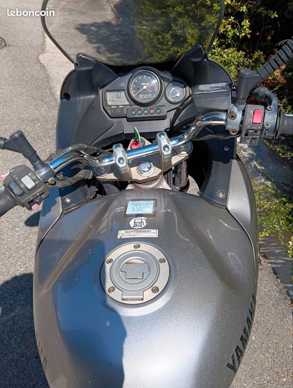 Vends Moto TDM 900 (image 3)