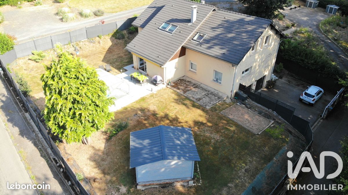Maison 5 pièces 241 m² · à Saint-Dié-des-Vosges · 241 m² · 349 000 €
