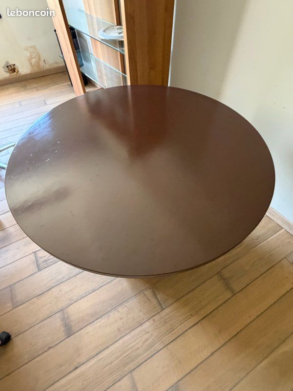 Table ronde (image 2)