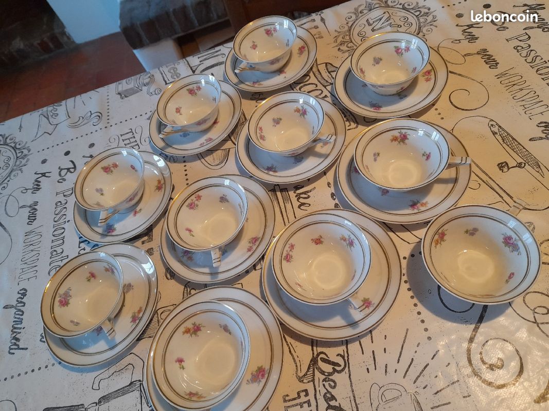 Service à café porcelaine de Limoges (image 4)