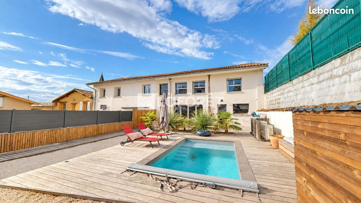 Maison 5 pièces 145 m² · à Toussieux · 145 m² · 370 000 €