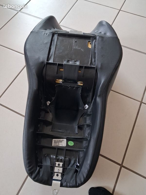 Selle harley road glide touring origine (image 3)