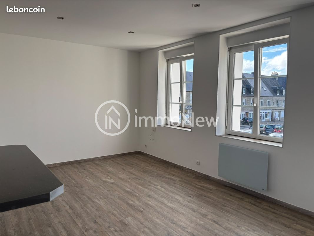 Appartement 4 pièces 120 m² · à Sourdeval · 120 m² · 660 €/mois