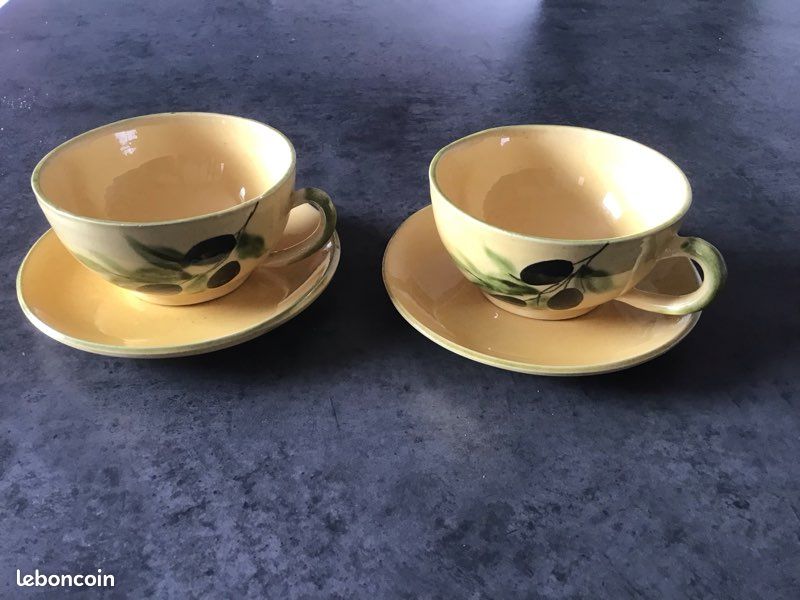 Tasses (image 1)