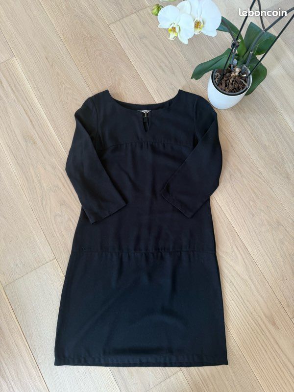 Robe noire Camaïeu - Taille 36 (image 1)