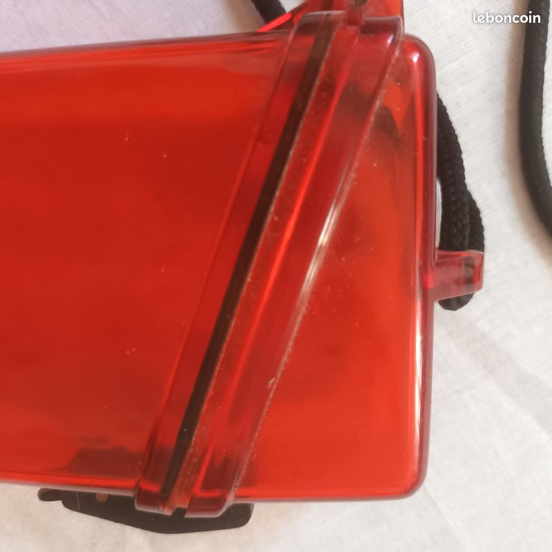 Boîte étanche Outdoor Products - Petite, Orange Translucide - Pour Téléphone, Clés - Occasion