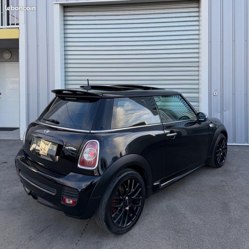 Mini Cooper John Works 211Ch (image 3)