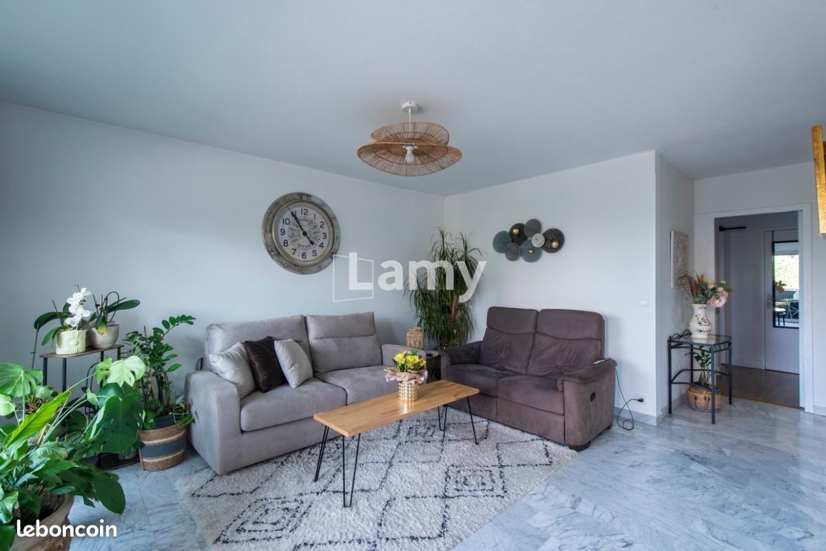 Appartement 4 pièces 76 m² · à Salon-de-Provence · 76 m² · 180 000 €