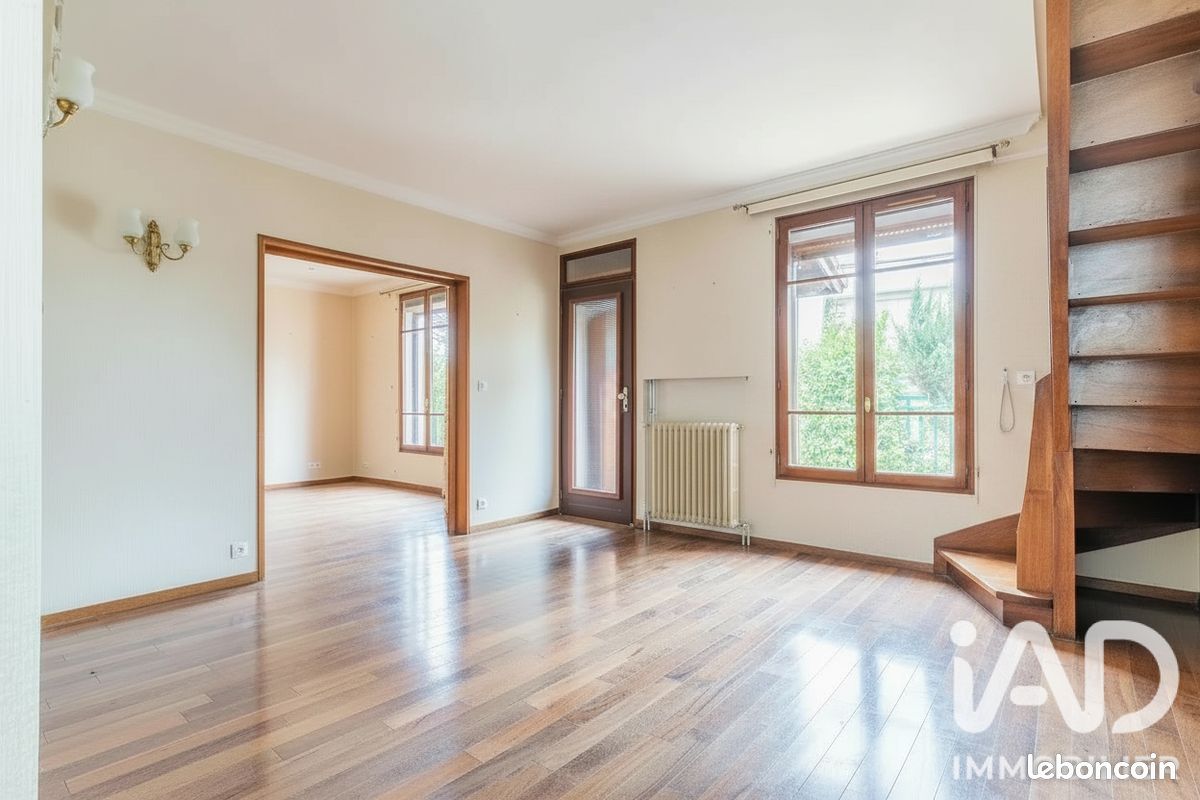 Maison 6 pièces 93 m² · à Savigny-sur-Orge · 93 m² · 342 000 €