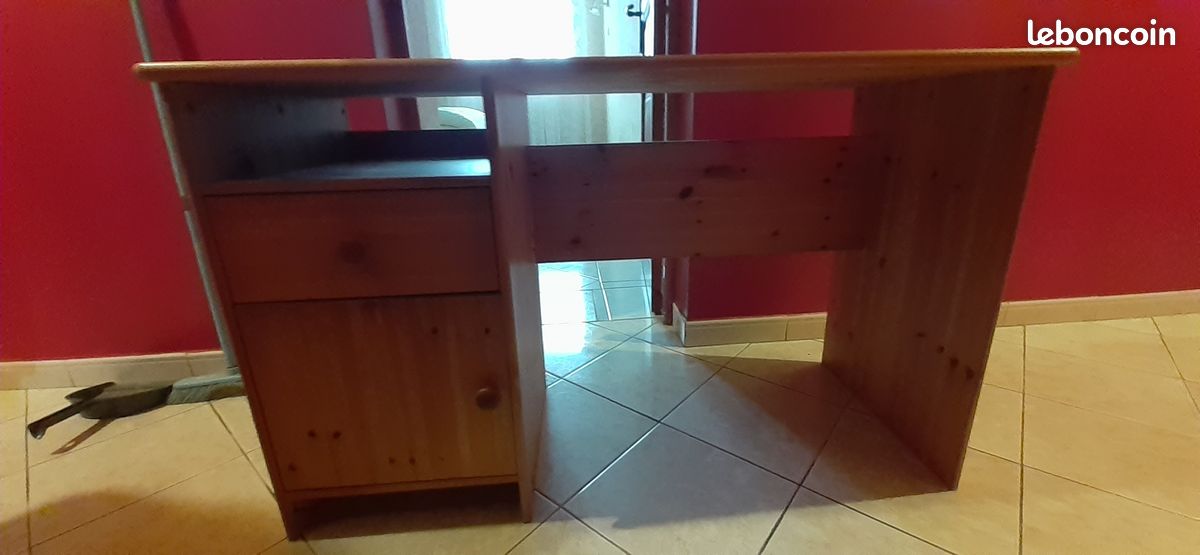 Bureau en pin couleur miel (image 1)
