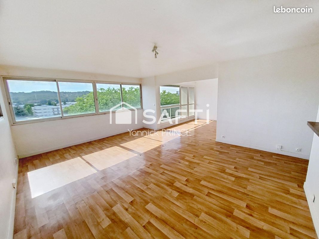 Appartement 4 pièces 97 m² · à Sens · 97 m² · 90 000 €