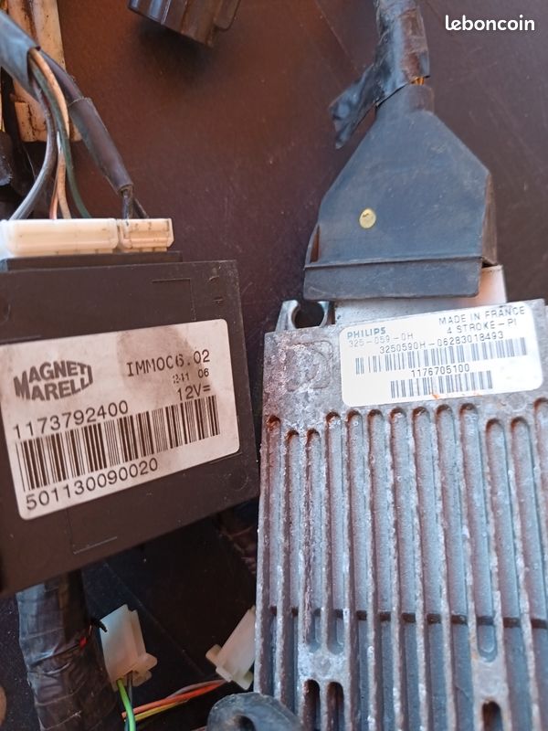 Faisceau et kit de démarrage Peugeot satelis 125 (image 2)