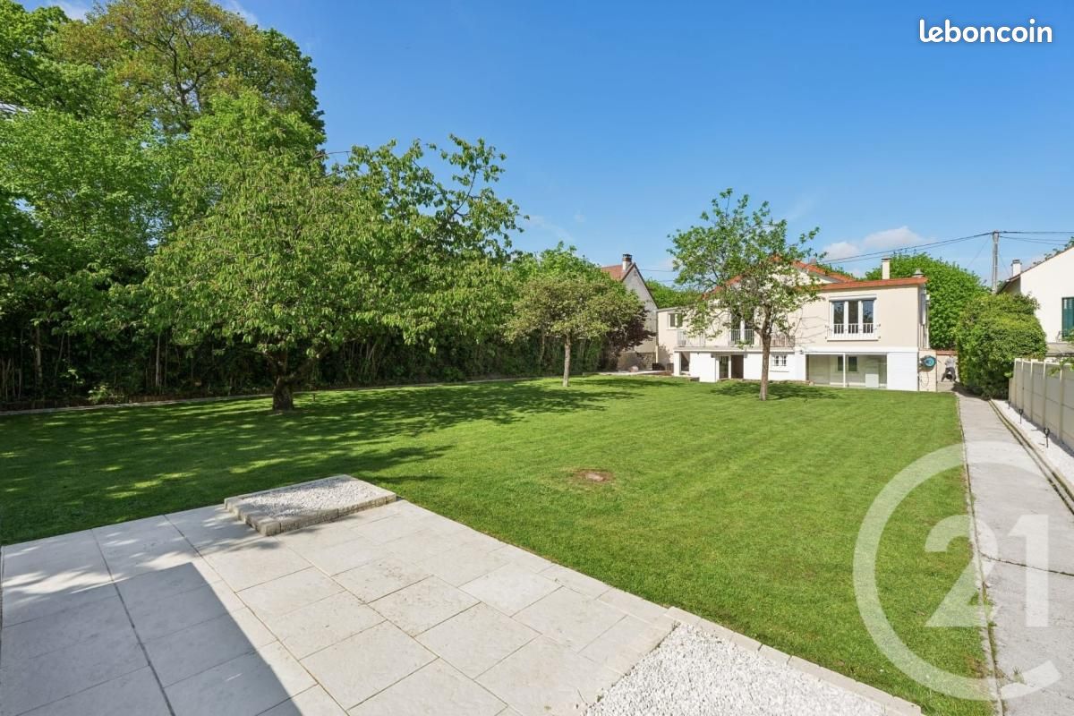 Maison 8 pièces 176 m² · à Villemomble · 176 m² · 599 000 €