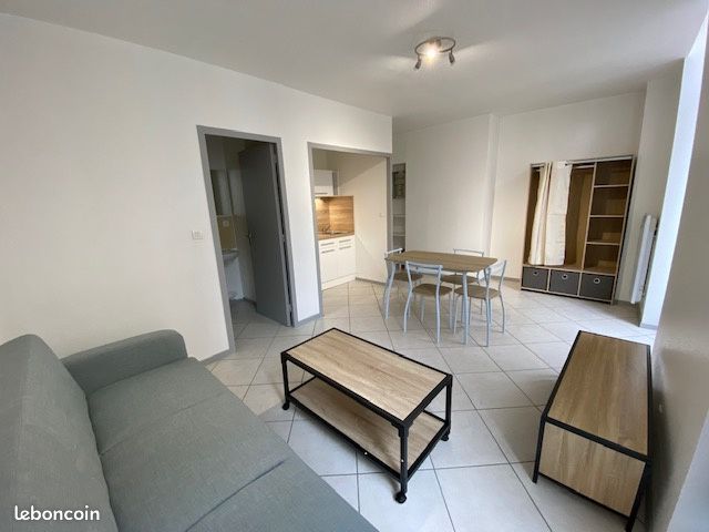 Appartement 1 pièce 23 m² · à Roanne · 23 m² · 385 €/mois