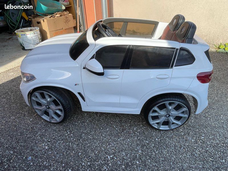 Voiture enfant électrique BMW X5 (image 4)