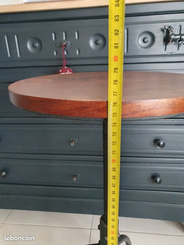 Tabouret "industrie" (image 3)