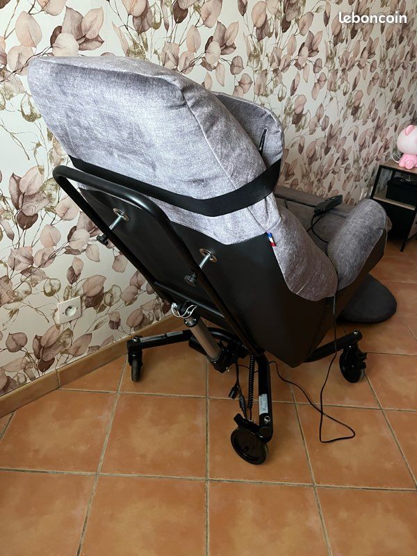 Fauteuil relax électrique (image 4)