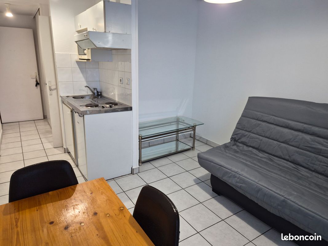 Appartement 1 pièce 18 m² · à Thonon-les-Bains · 17,5 m² · 700 €/mois