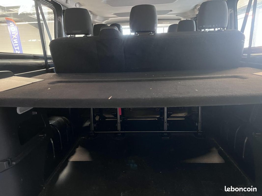 RENAULT TRAFIC 2.0 Energy dCi - 150 - S&S III COMBI Zen L1H1 9 PLACES (image 9)