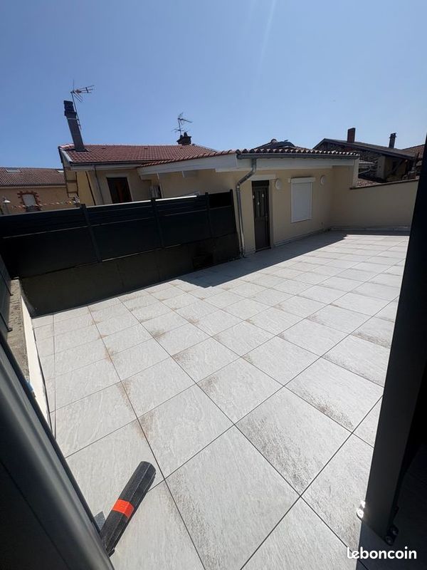 Appartement 5 pièces 100 m² · à Renage · 100 m² · 187 500 €
