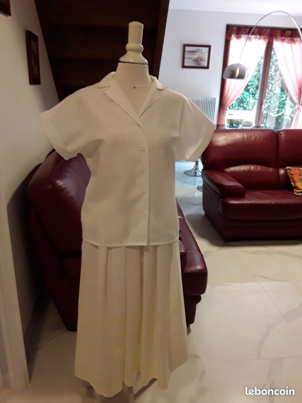 Ensemble femme T 40/42 Gérard Pasquier 10E (image 1)