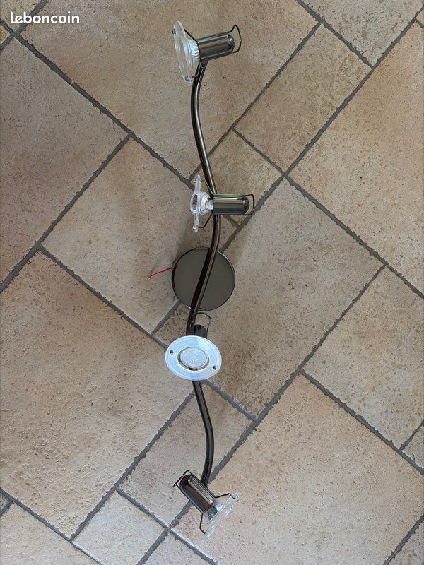 Luminaire 4 spots intérieur (image 1)