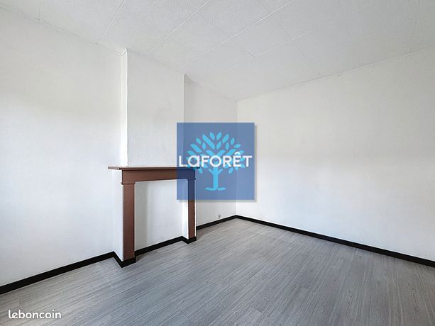 https://img.leboncoin.fr/api/v1/lbcpb1/images/4f/e1/91/4fe191cee3c862be34db4ea4ea7a6a30640c7c7a.jpg?rule=ad-image