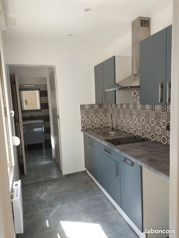 Appartement 2 pièces 27 m² · à Reims · 27 m² · 500 €