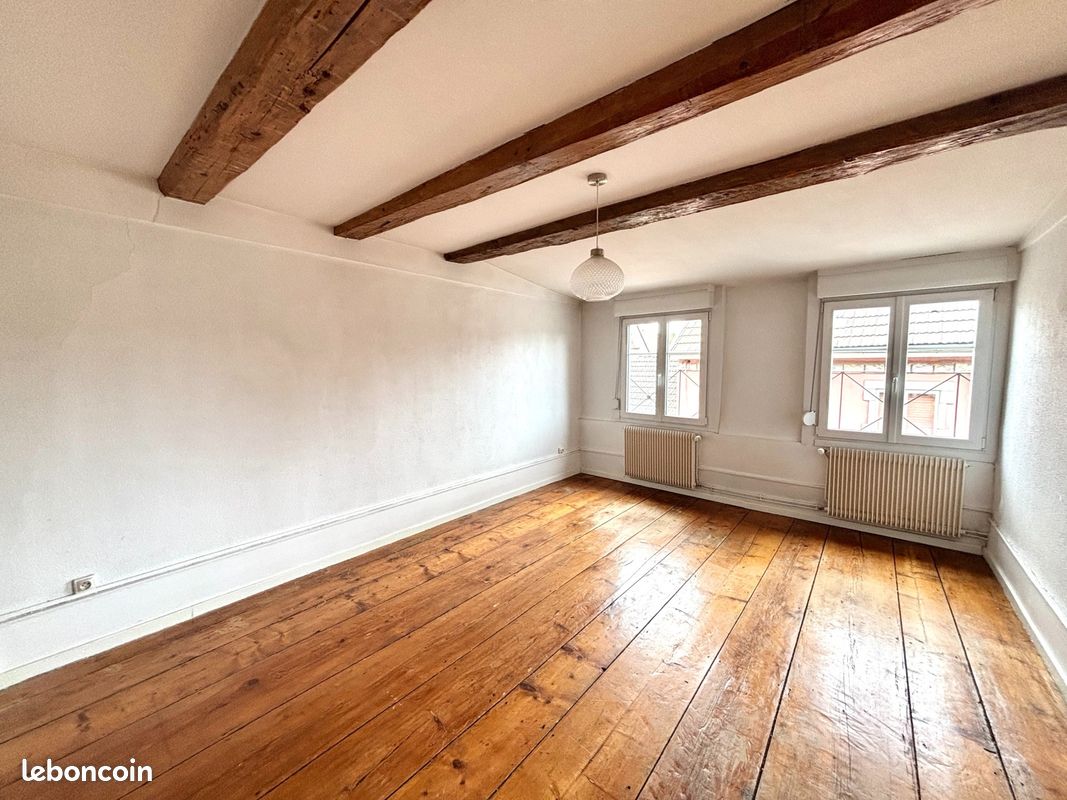Appartement 3 pièces 75 m² · à Montbéliard · 75 m² · 69 000 €