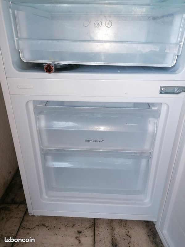 Vends Réfrigérateur Congélateur CANDY État Neuf (image 2)