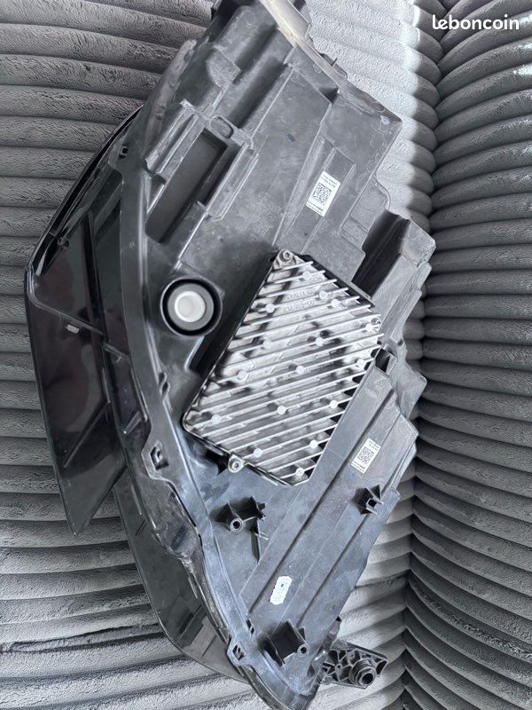 Phare Audi a3 8y0 941 035 h (image 3)