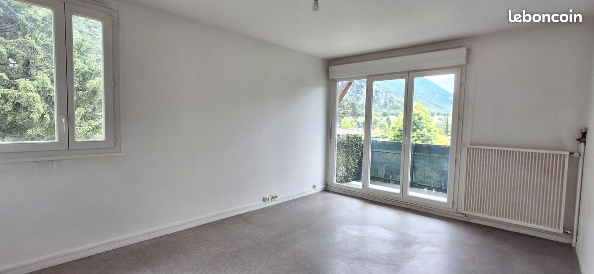 Appartement 4 pièces 76 m² · à Voreppe · 76 m² · 922 €/mois