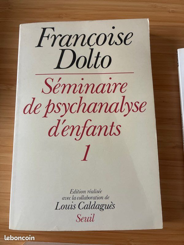 Lot de 5 livres de Françoise Dolto + un coffret de 3 films (image 2)